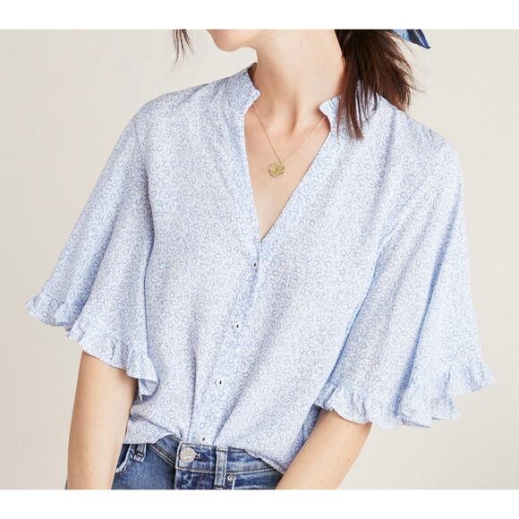 Maeve by Anthropologie Tops - Maeve x Anthropologie Aveiro Flutter-Sleeved Buttondown Blue Motif Sz Medium